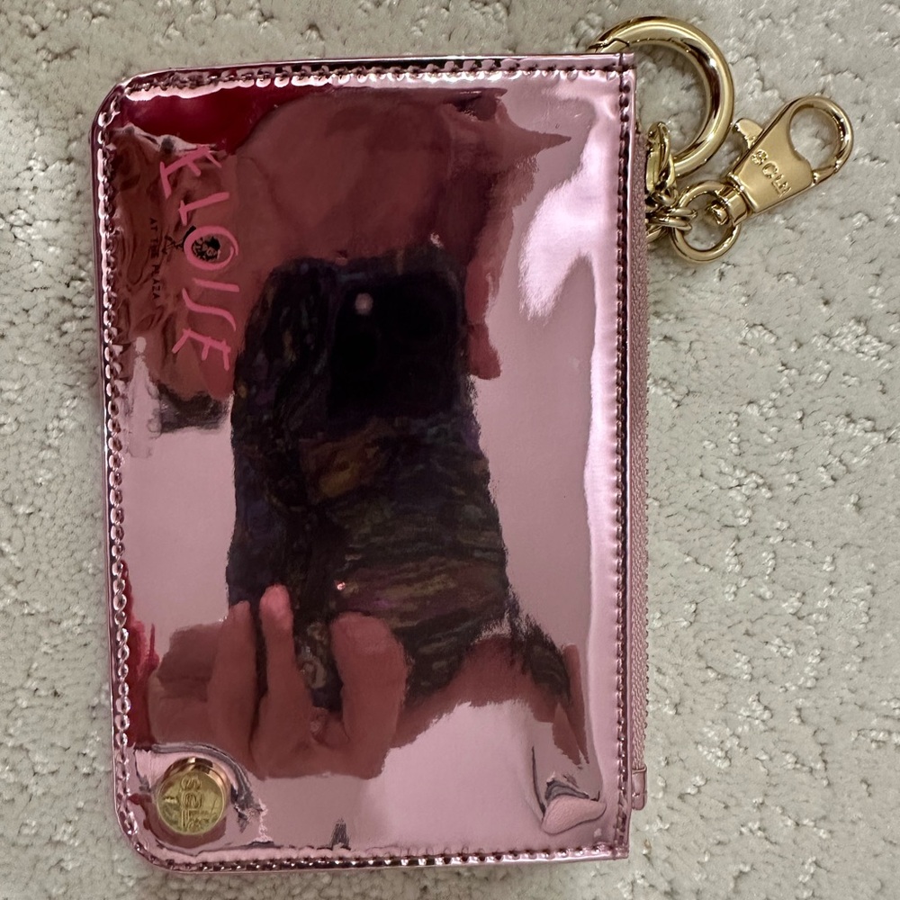 Stoney Clover Lane Eloise at the Plaza Card Holder Wallet Keychain pink Metallic - Picture 6 of 9